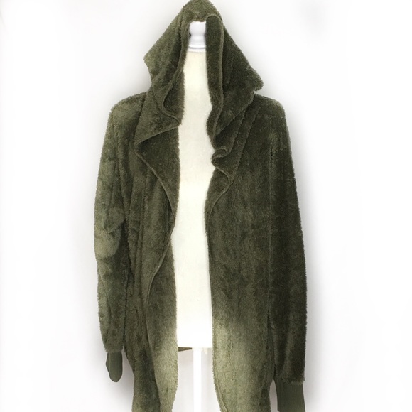 1 Left! *NIB* Olive Green Sherpa Jacket - Picture 4 of 5